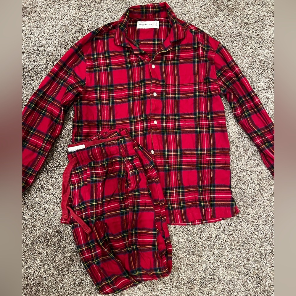 Abercrombie and Fitch Plaid PJ Set